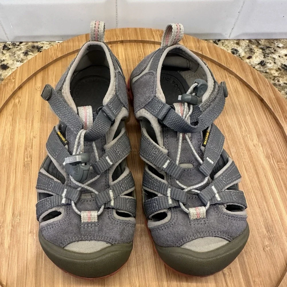 KEEN Seacamp CNX II Sandals Water Shoes Kids Size 13 Blue Gray Hiking Closed Toe